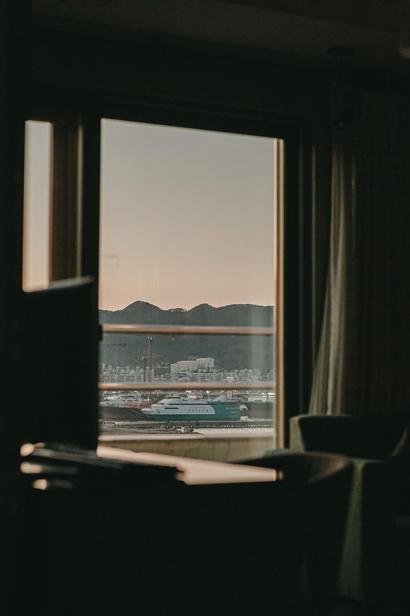 Gallery Tourist Hotel Tongyeong Exterior foto