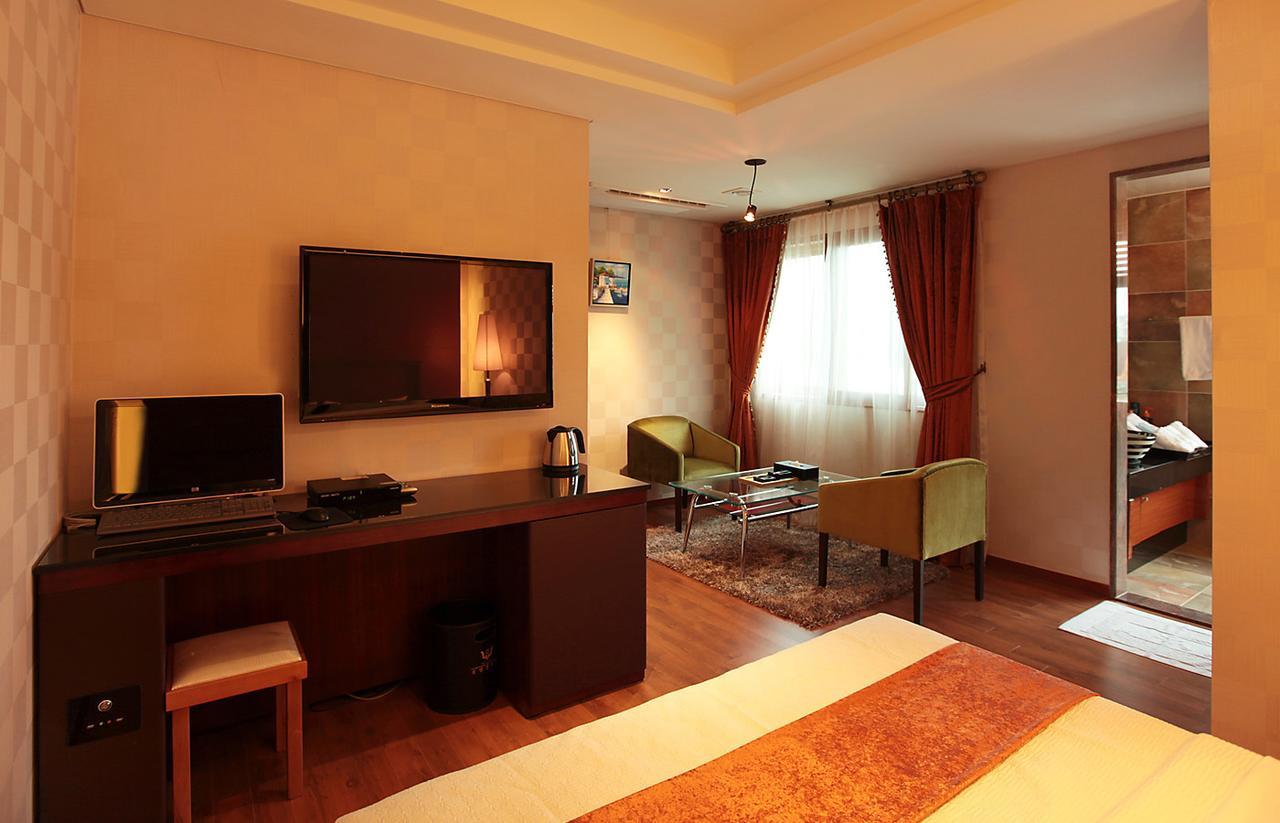 Gallery Tourist Hotel Tongyeong Cameră foto
