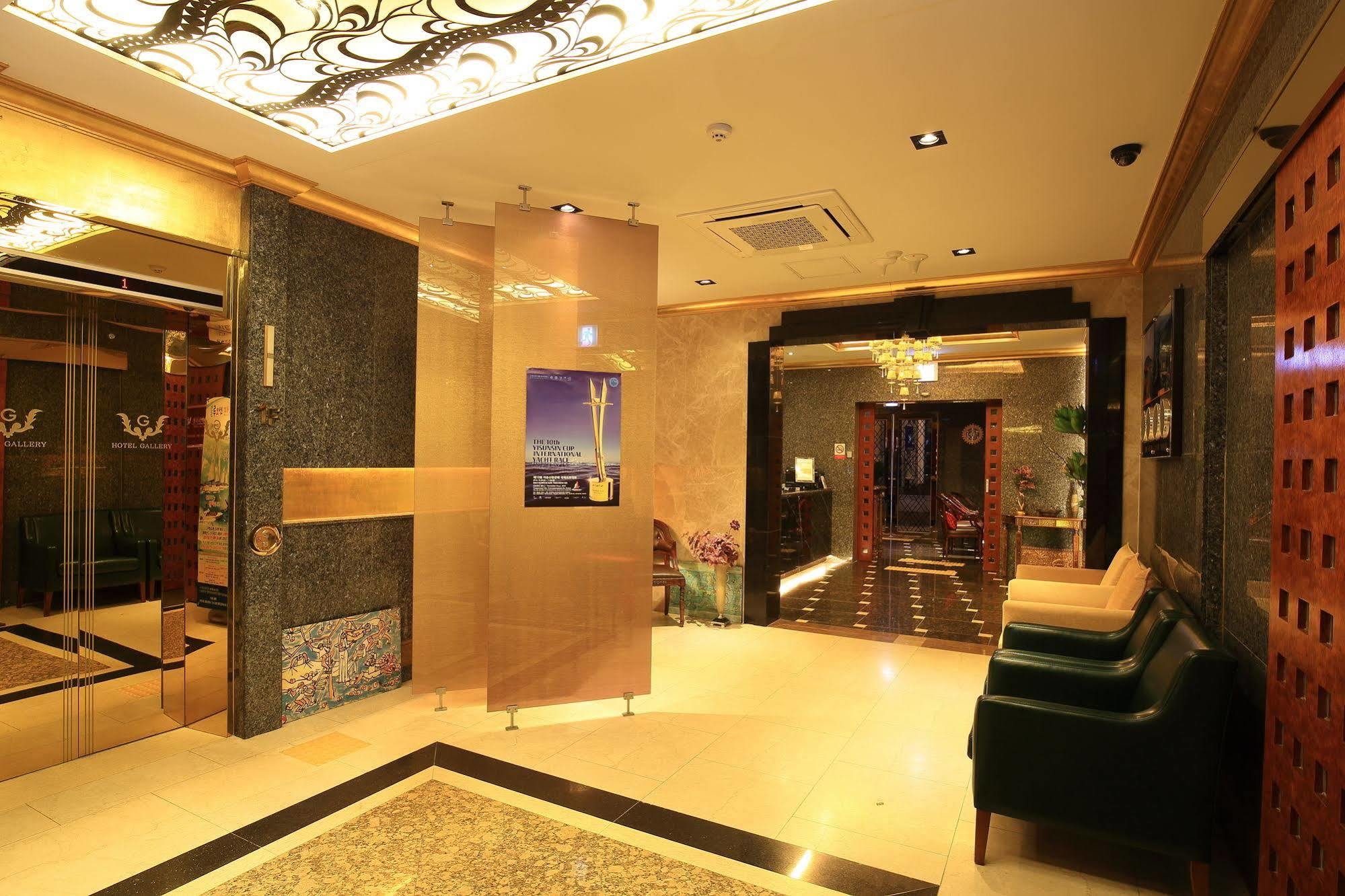 Gallery Tourist Hotel Tongyeong Exterior foto