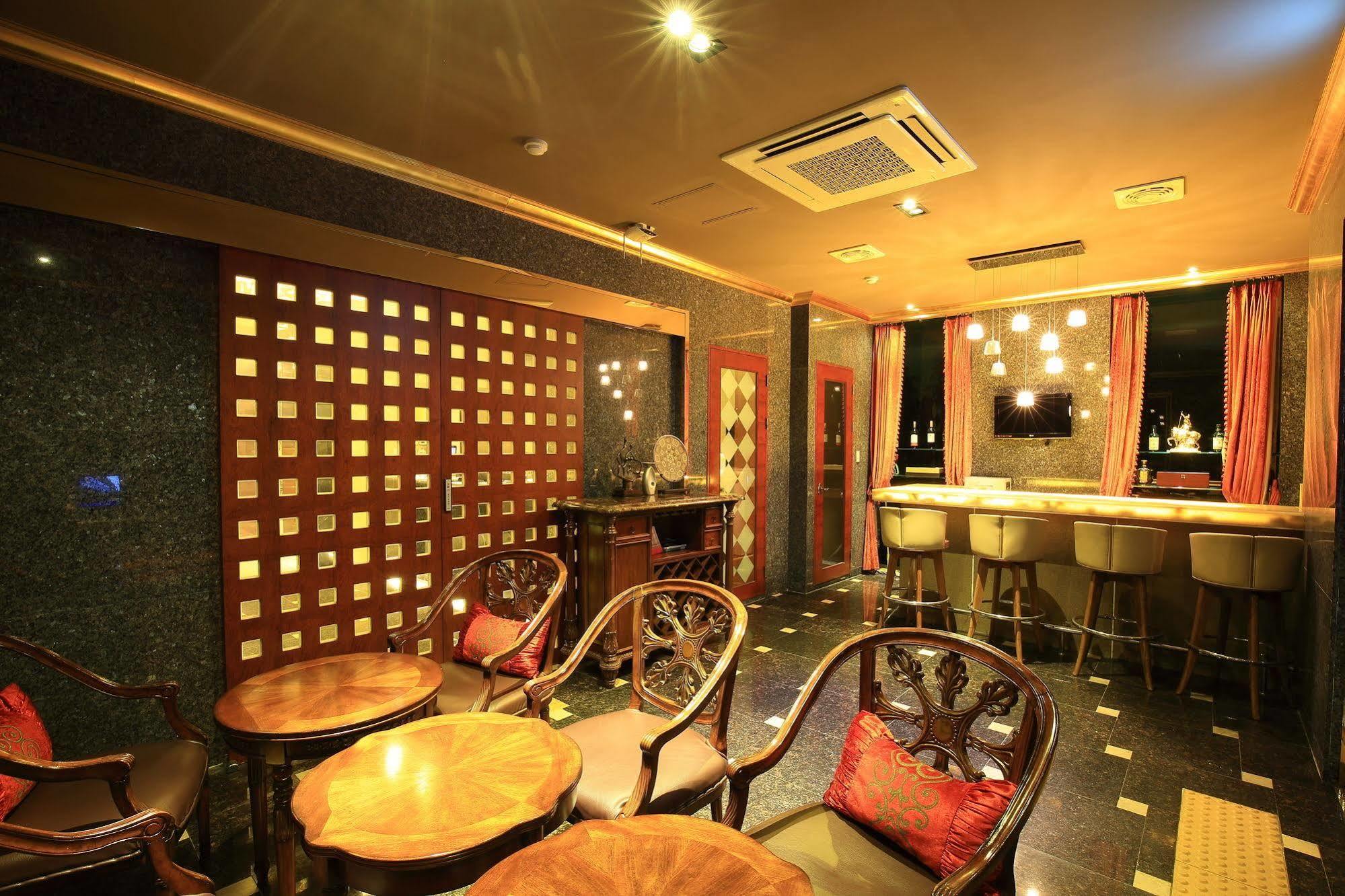 Gallery Tourist Hotel Tongyeong Exterior foto